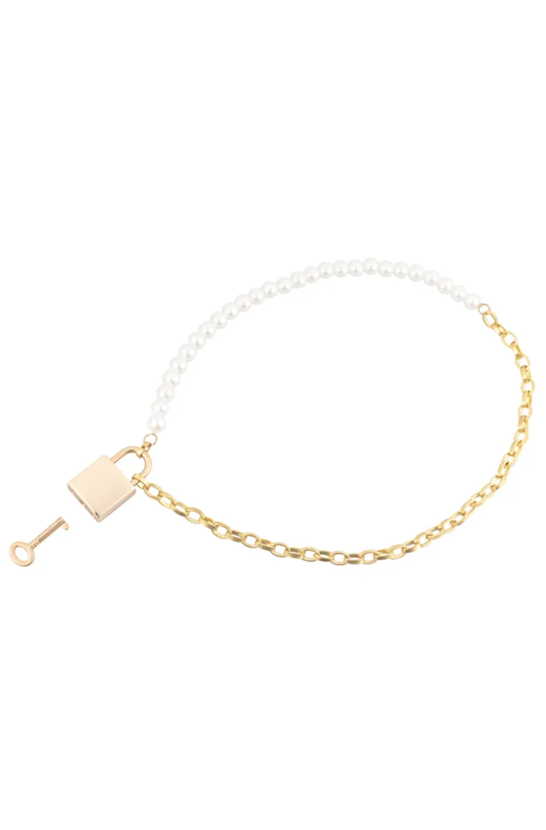 Pearl Day Collar