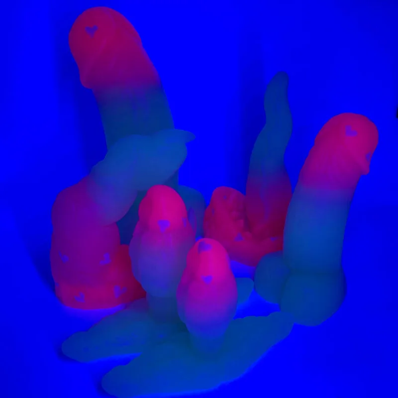 Skwee large plug large base Be My Fungi GITD soft (OO30)